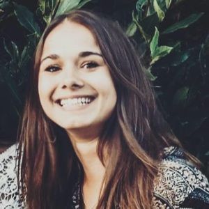 Meet your Posher, Emilie